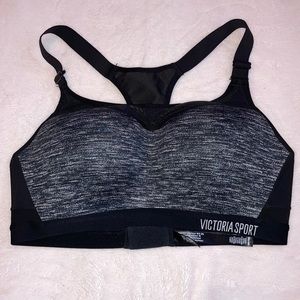 36C Victoria Secrets sports bra